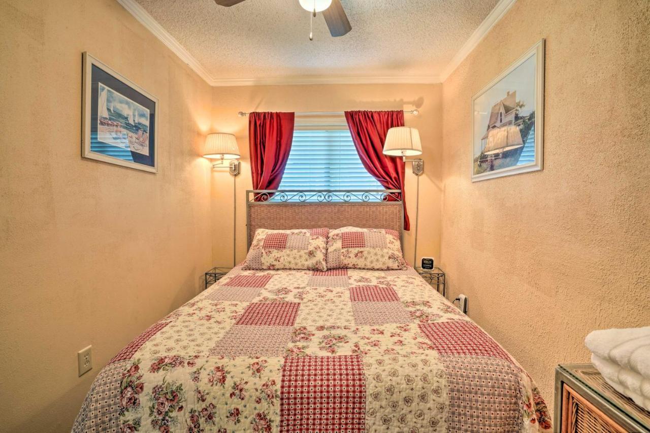 Isle Of Palms Beachfront Condo With Balcony And Pool! Extérieur photo
